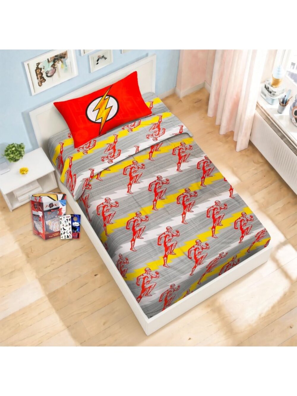 Full Size Flash Bedding Set - Superhero Flat & Fitted Sheets, Pillowcases